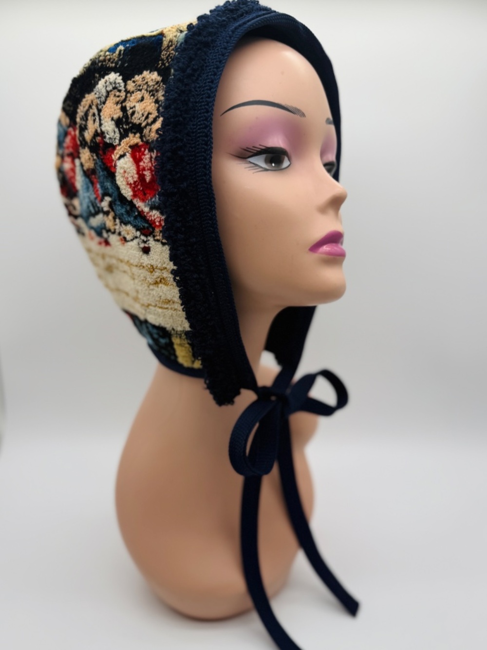 Last Supper Bonnet / Hood - Picture 4 of 5